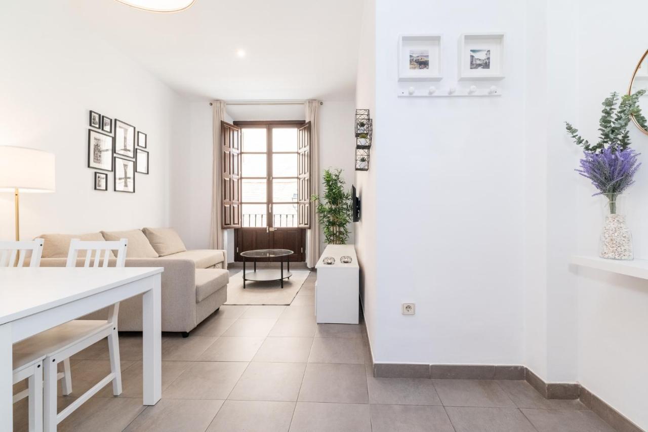 Moderno Apartamento Centro De Granada 2 Eksteriør billede