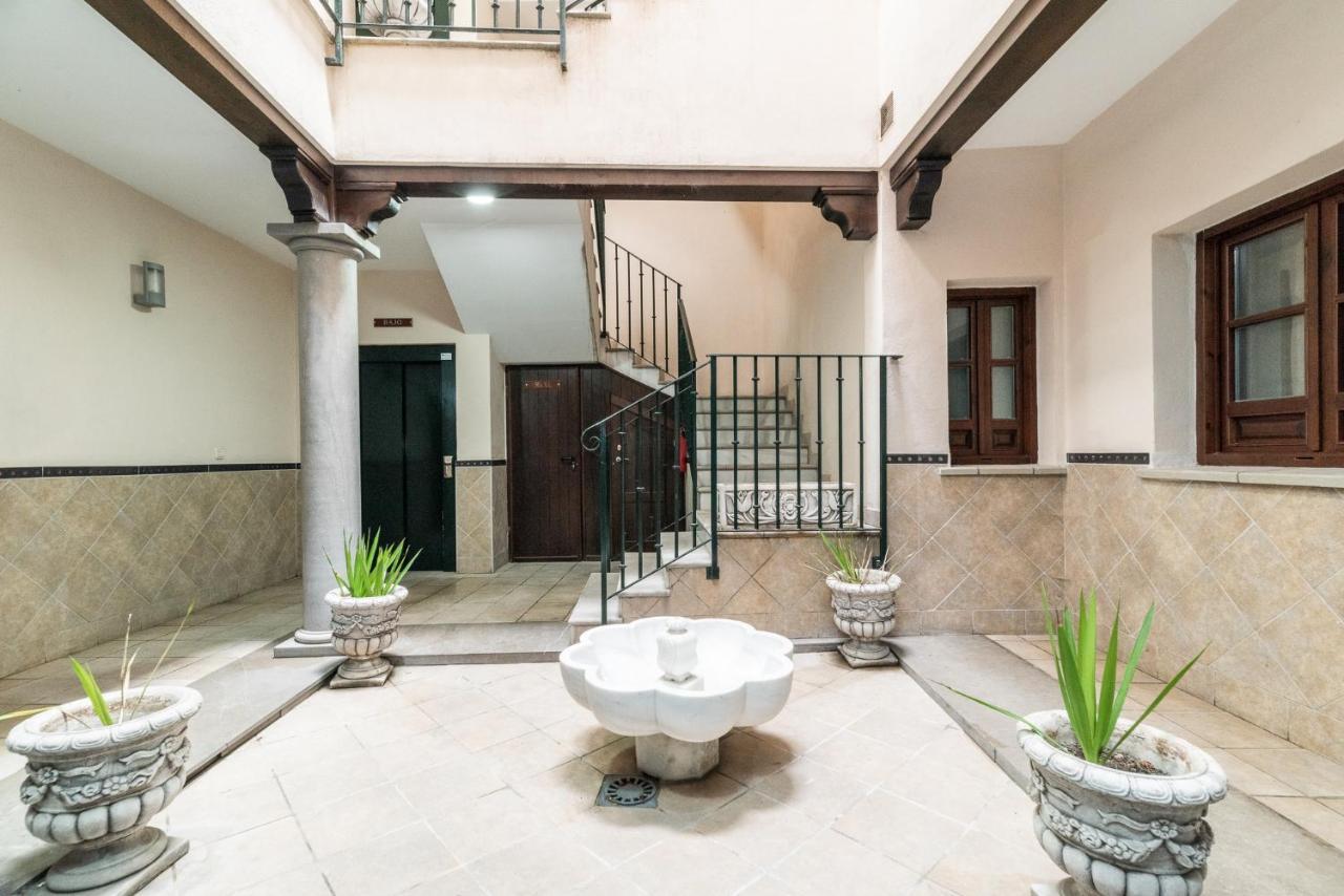 Moderno Apartamento Centro De Granada 2 Eksteriør billede