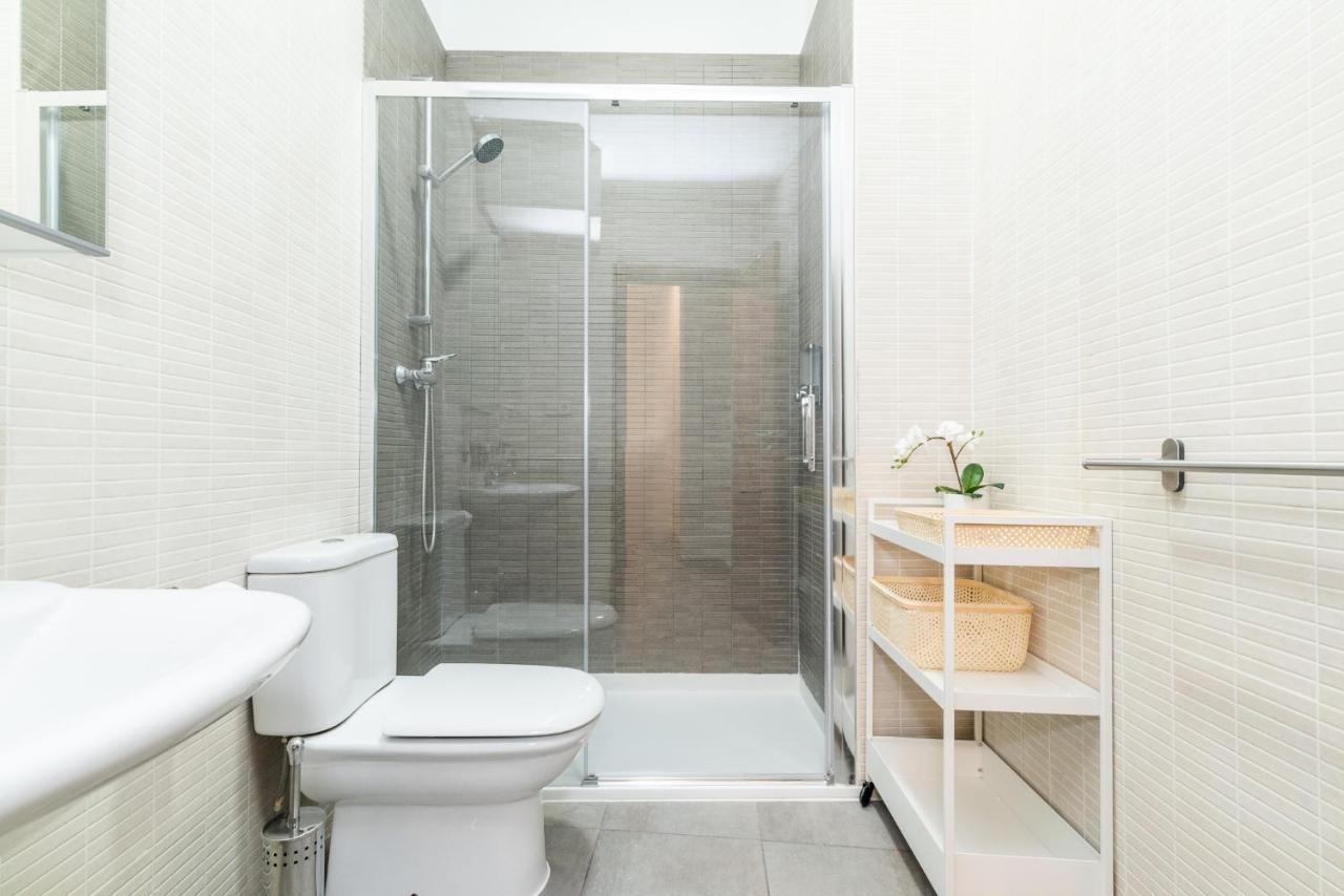 Moderno Apartamento Centro De Granada 2 Eksteriør billede